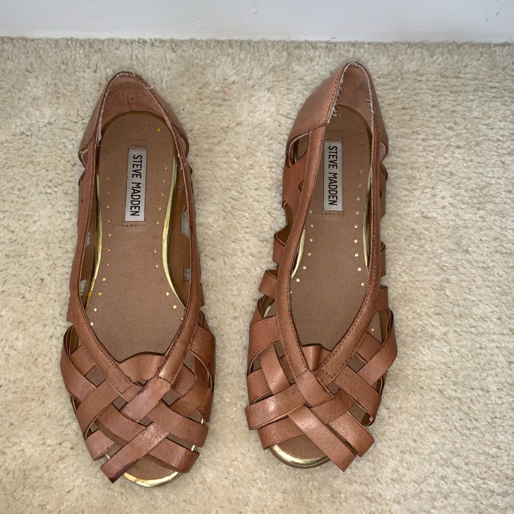 Steve Madden Leather Brown Strappy Flats, Size 8.5